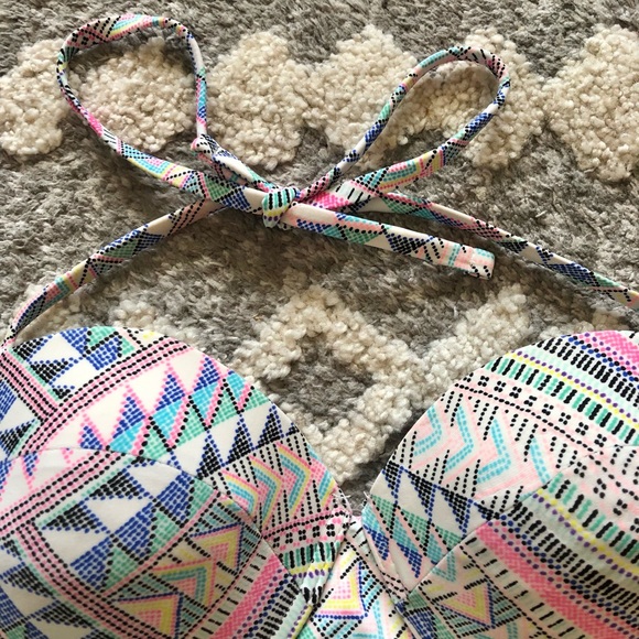 Xhilaration large strapless bikini push up top - Picture 4 of 9